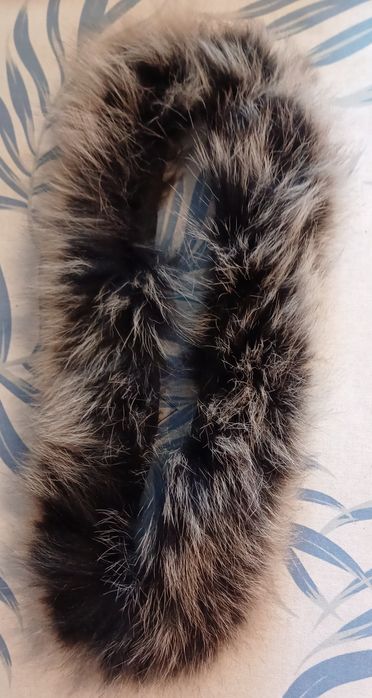 Мех-опушка 100% чернобурка на капюшон,мех на воротник.