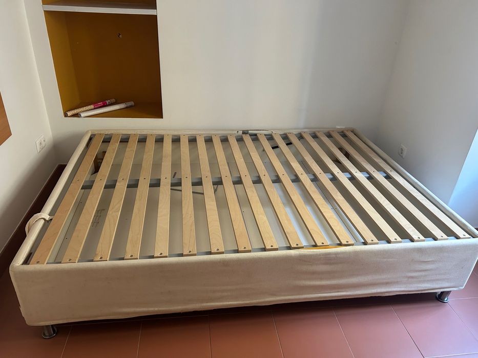 Sommier elevatório
