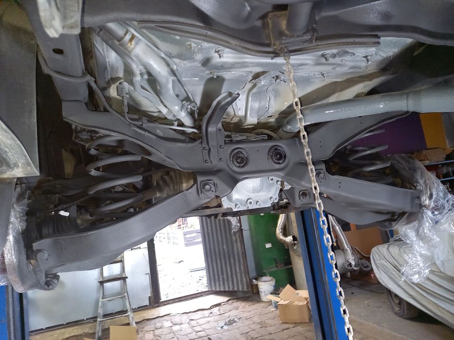 Konserwacja zabezpieczenie przed korozją podwozia ramy