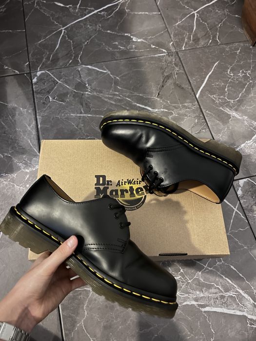 Sapatos pretos Dr. Martens 1461 tamanho 37