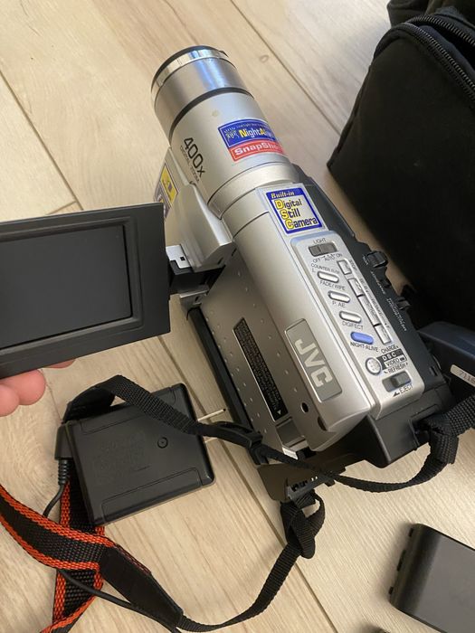 Вінтажка відеокамера JVC GR-SMX730U в ідеальному стані повний комплект