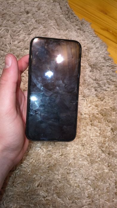 Айфон xr так все в хорошому стані