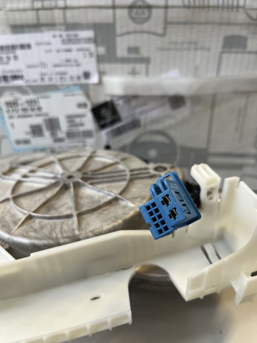 Motor da mala Mercedes E 2016-2023