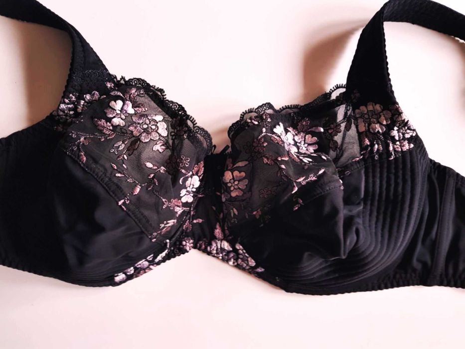 Biustonosz firmy ANFEN  rozm.95 G