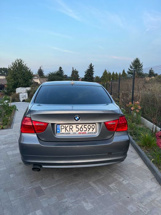 Samochód BMW e90 320d