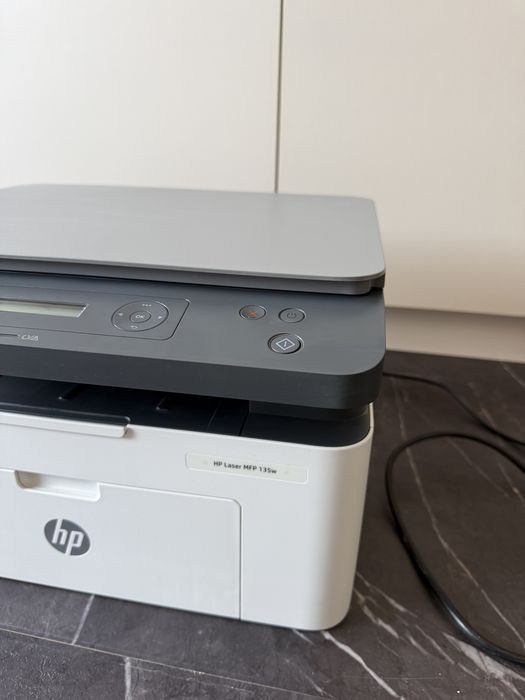 Drukarka HP Laser MFP 135w + toner