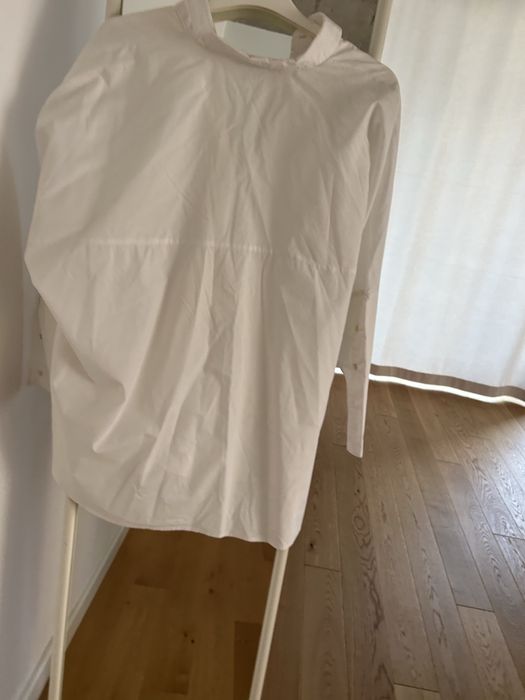 Biała elegancka bawełniana koszula zara do pracy do biura biurowa