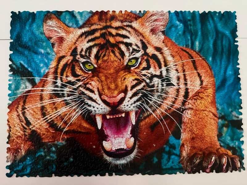 Puzzle Trefl Crazy Shapes 600 Tygrys – Szalone Kształty