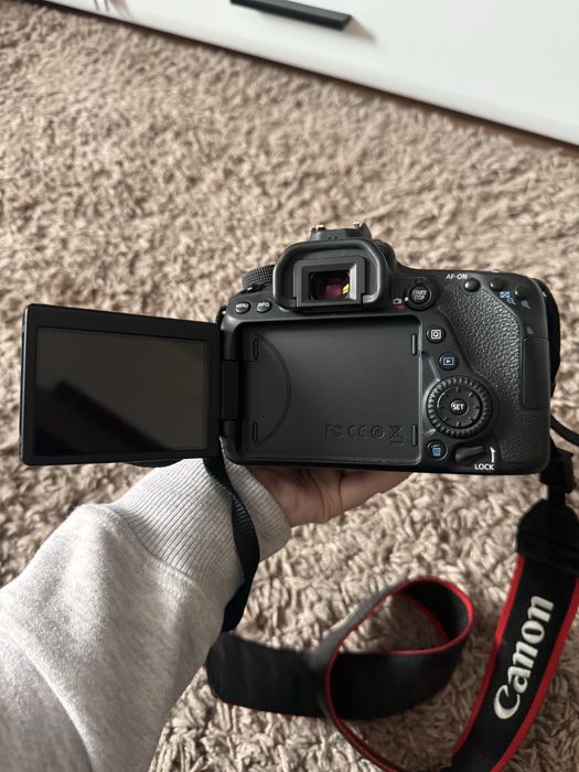 canon 80d kit 18 135 - купити фототехніку, відеотехніку - Ціна на