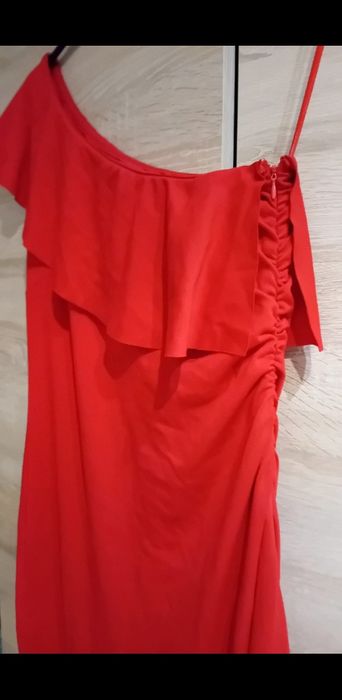 Długa sukienka hiszpanka z rozcięciem sinsay L