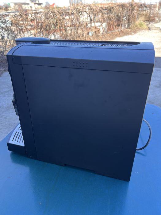 Кавомашина AEG CaFamosa