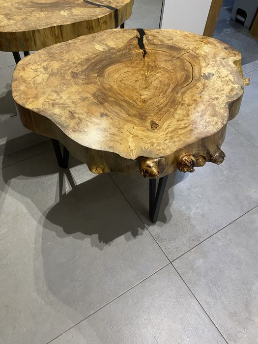 Stolik z plastra z żywicą -loft