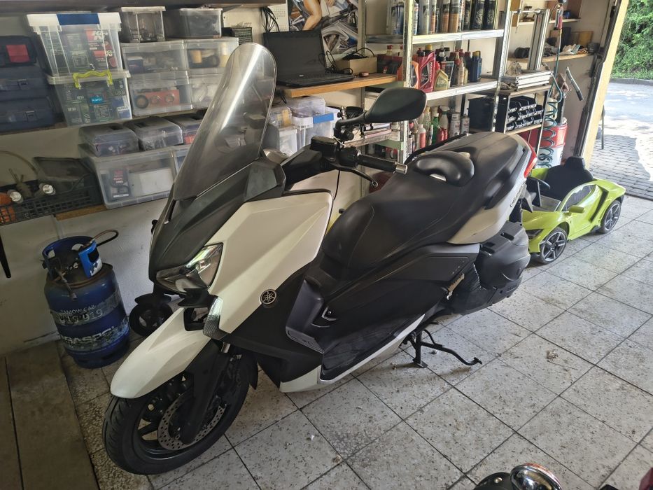 Yamaha x max 400