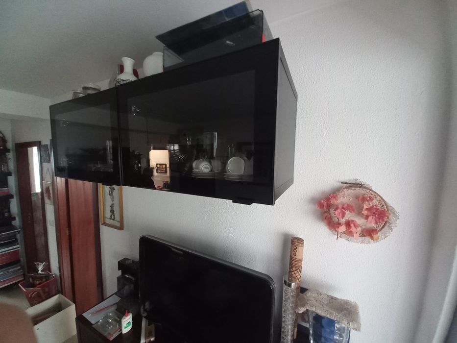 Módulos ikea portas em vidro