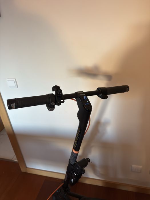 Trotinete Segway Ninebot Kickscooter F2 Pro - Otimo Estado