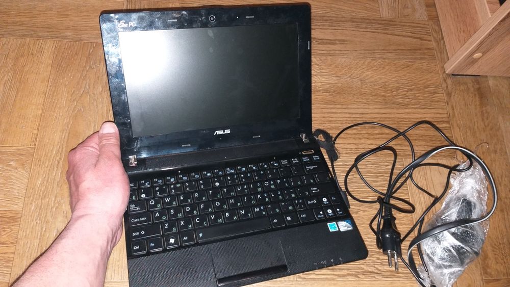 Продам ноутбук Asus б.у.