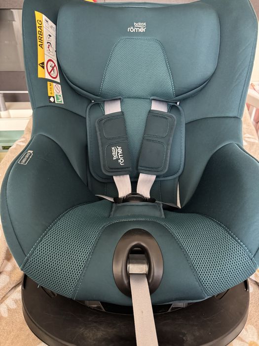 Автокрісло Britax Römer DUALFIX PRO M поворотне