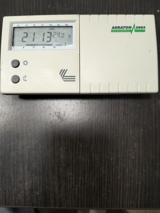 Termostat Auraton 2005