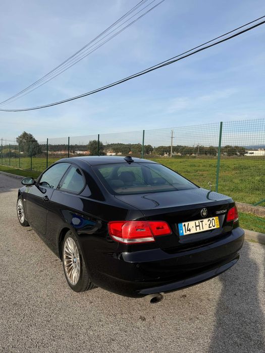 BMW 320d - (2009)