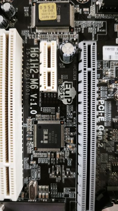 Elitegroup h61h2-m6 + i5-3330