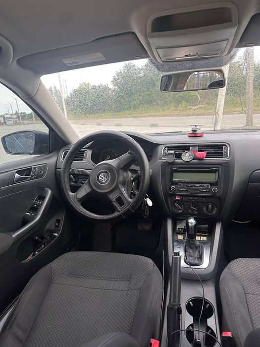 Volkswagen jetty 2011