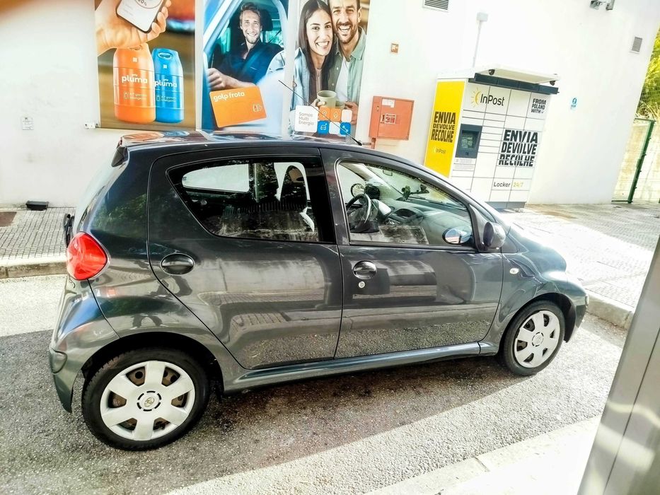 Toyota Aygo 1.0 Plus Ac excelente