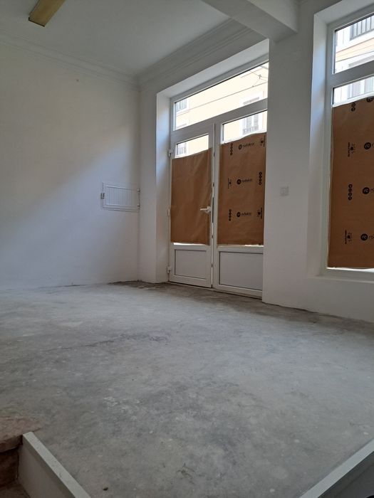 Arrendo loja c/ 45 M2 em Lisboa - Lapa