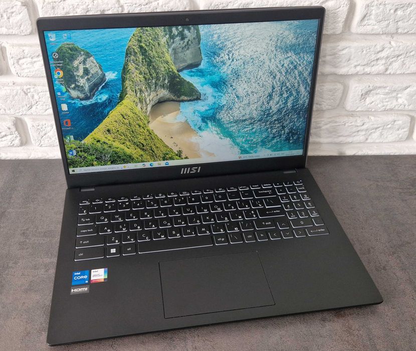 Ноутбук MSI Modern 15 B12M / i5-1235U/16/512