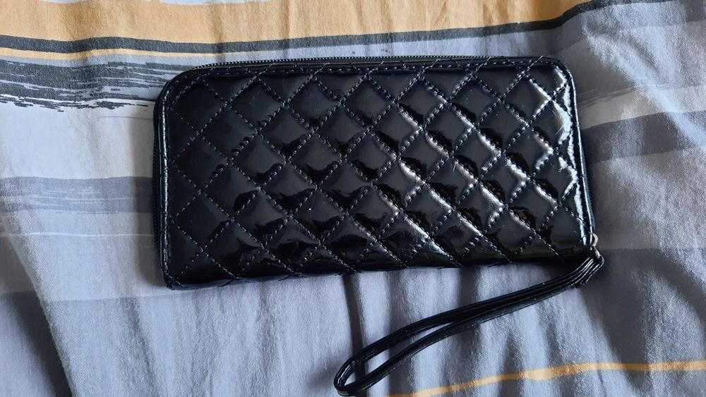 Portfel damski portfel lakierowany pikowana kratka