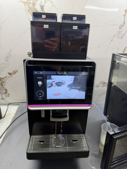 Кавомашина Dr Coffee F2 Plus + холодильник