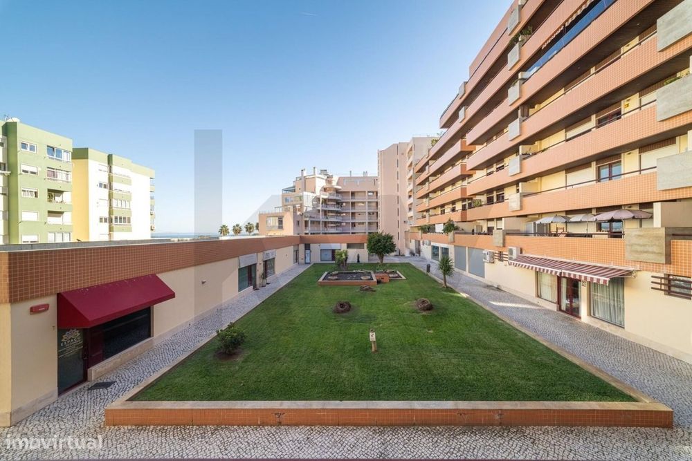 T3 - Perto Da Praia C/ Garagem | Oeiras