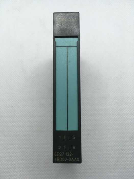 Siemens SIMATIC S7 6ES7132-4BD02-0AA0 6ES7 132-4BD02-0AA0 - 4DO DC 24V