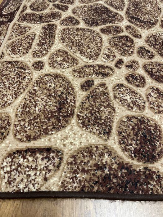 Коврова доріжка в чудовому стані