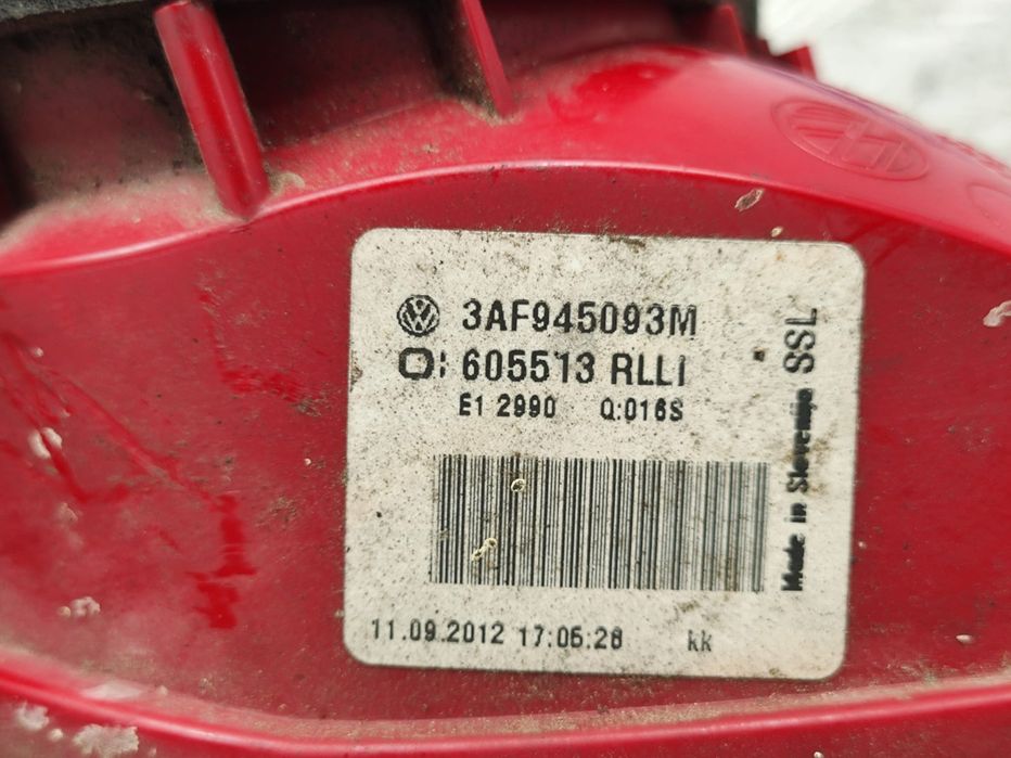 Farolim de mala esquerdo original VW Volkswagem Passat B7 Variant