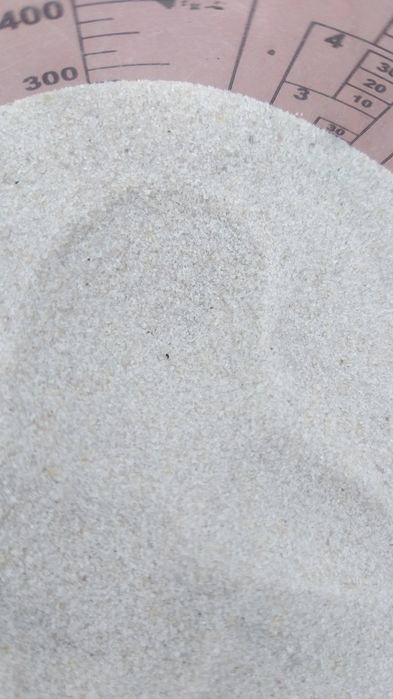 Пісок для піскоструйного апарата.