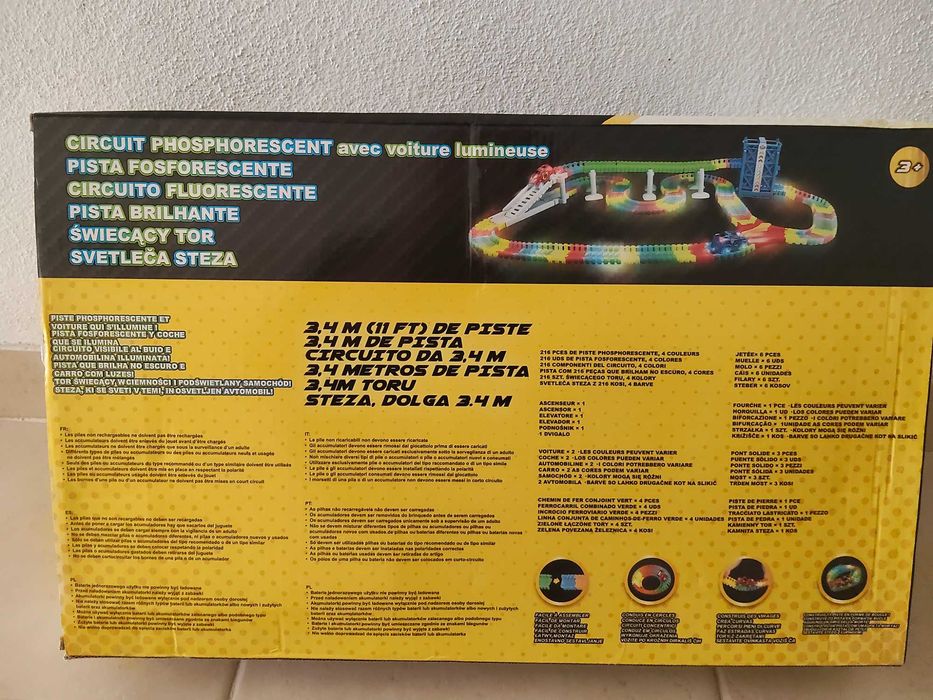 Pista carros com luzes