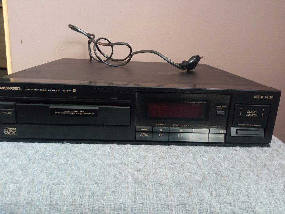 Zestaw Pioneer  Amplituner Magnetofon Deck - opis .