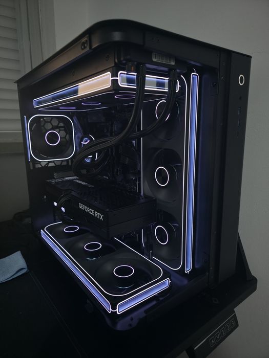 PC Gaming High-End | RTX 5080 16GB | Ryzen 7 9800X3D | 32GB DDR5 | 2TB 990 PRO