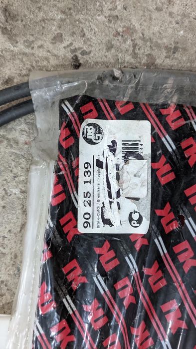 Трос ручного тормоза Ford Focus 1  1999-