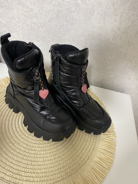 Ботинки для девочки