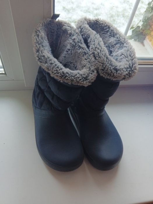 Зимние сапоги крокс W6