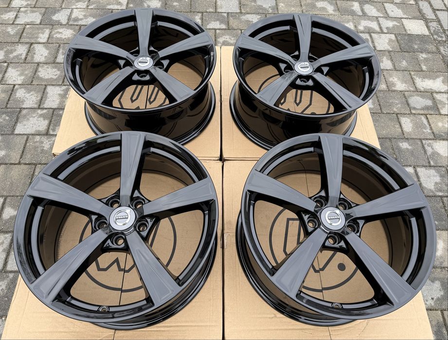 Felgi Volvo 5x108 S60 S90 V60 V90 XC40 XC60 XC70 XC90 18" ET42 Czarne