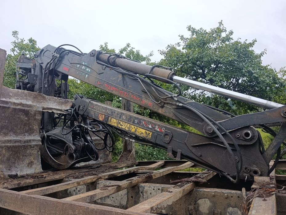 Продам маніпулятор Логліф 140с