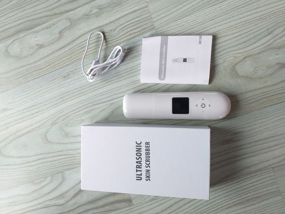 Urządzenie do ultrasonicznego peelingu kawitacyjnego Oriflame