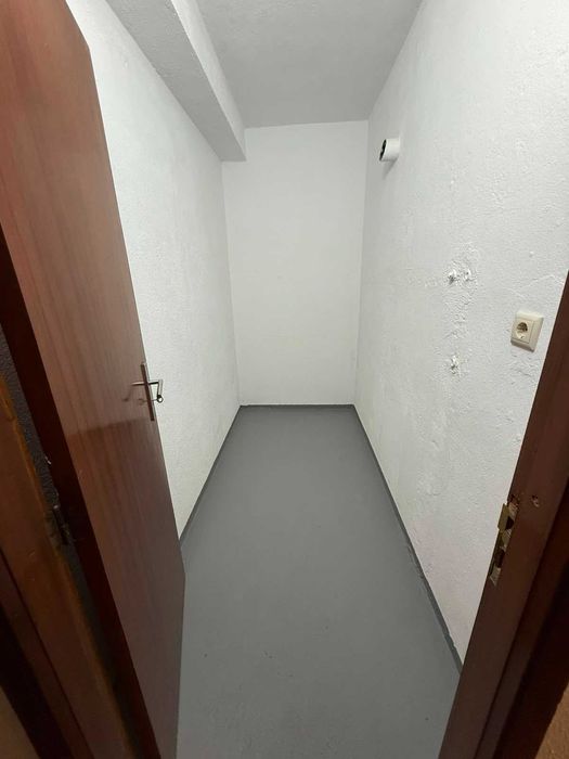 Apartamento T2 completamente remodelado com terraço no Calvário