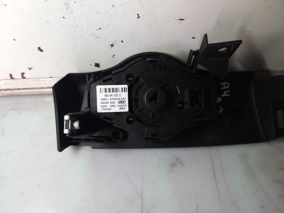 Comutador Audi A4 B8