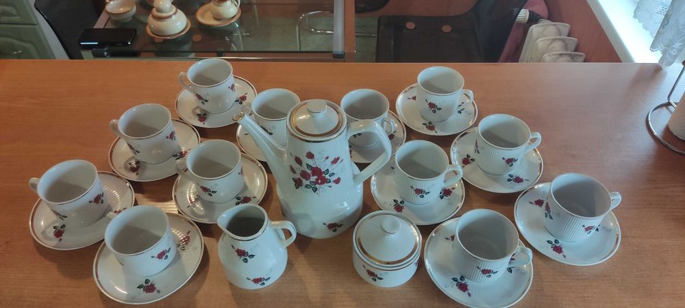 Sprzedam 2 serwisy kawowe z czasów PRL wyprodukowane w Chodzieży