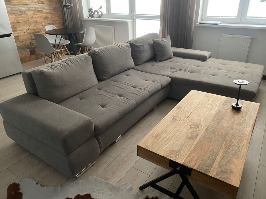 Narożnik z możliwością spania