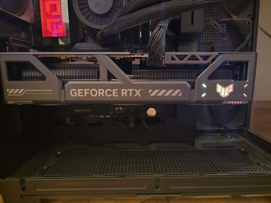 Komputer Gamingowy RTX 5080 OC Ryzen 9 9950X3D 32GB Gwarancja