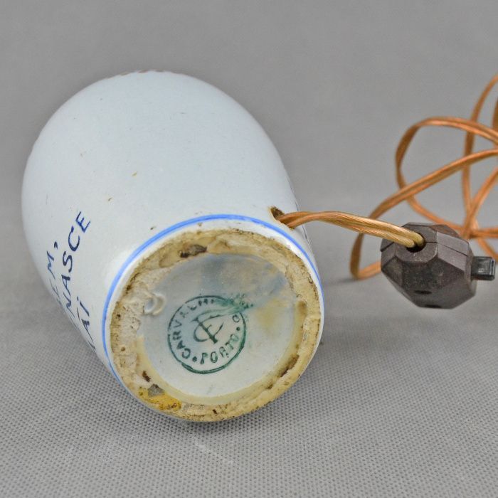 Pequeno Candeeiro em faiança Carvalhinho – Pintado à mão